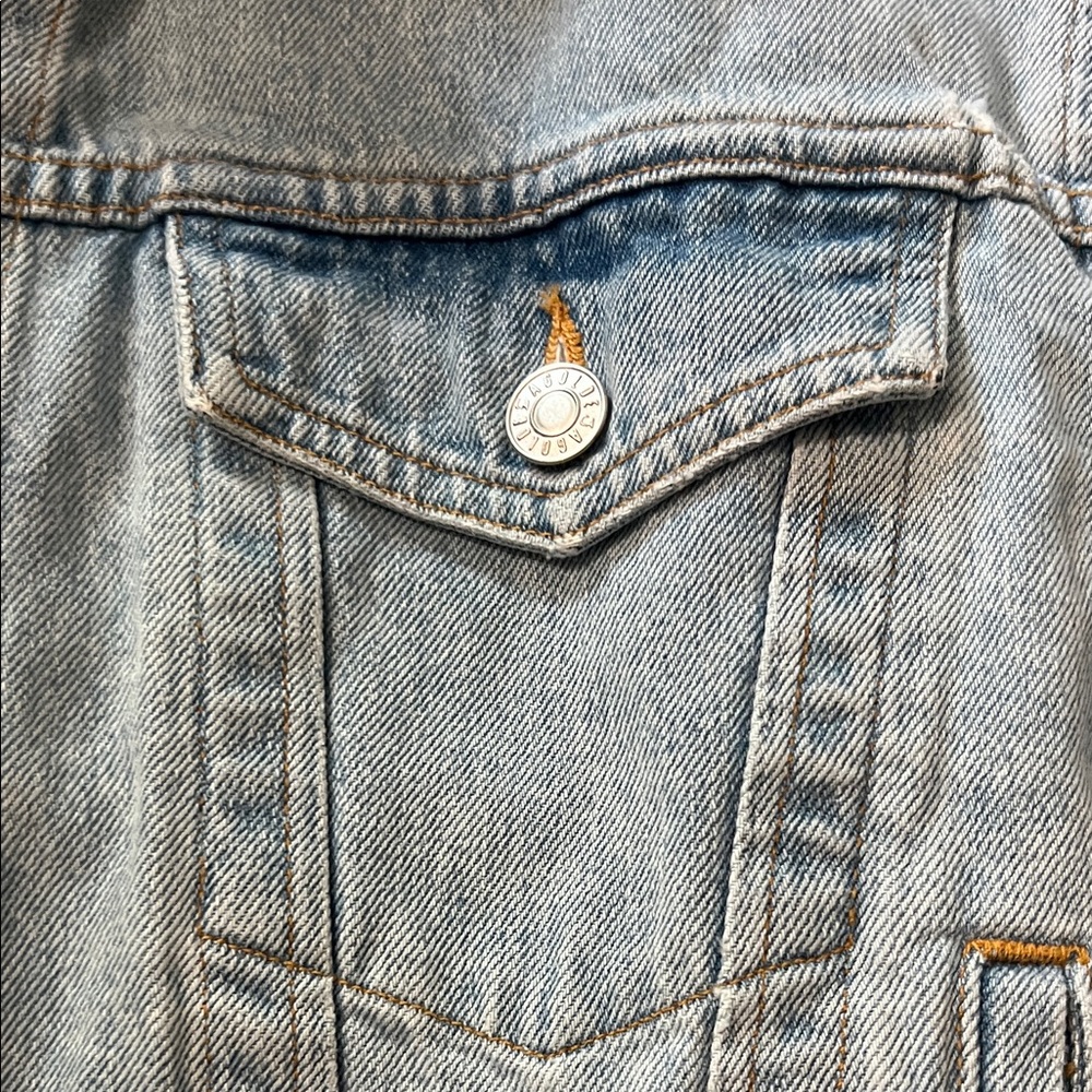 AGOLDE Faded Light Blue Denim Jacket - Picture 3 of 5